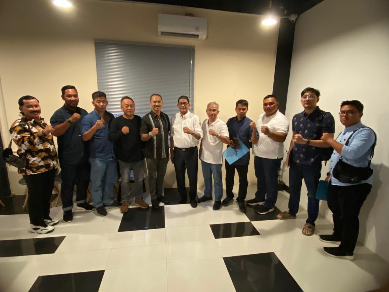 Bentuk Pengcab di Kabupaten/Kota POBSI Riau Serahkan SK Caretaker ke Tiga Daerah