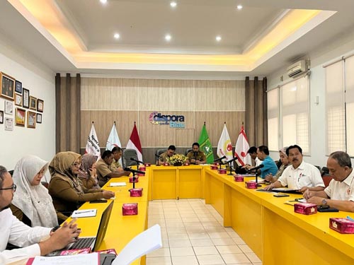 Dispora Bahas Rincian Anggaran Belanja Hibah KONI Riau 2024